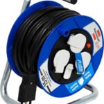 Avvolgicavo Garant ST 180 3x prese tipo L + 2xUSB, 15 m H05VV-F3G1.5 IT